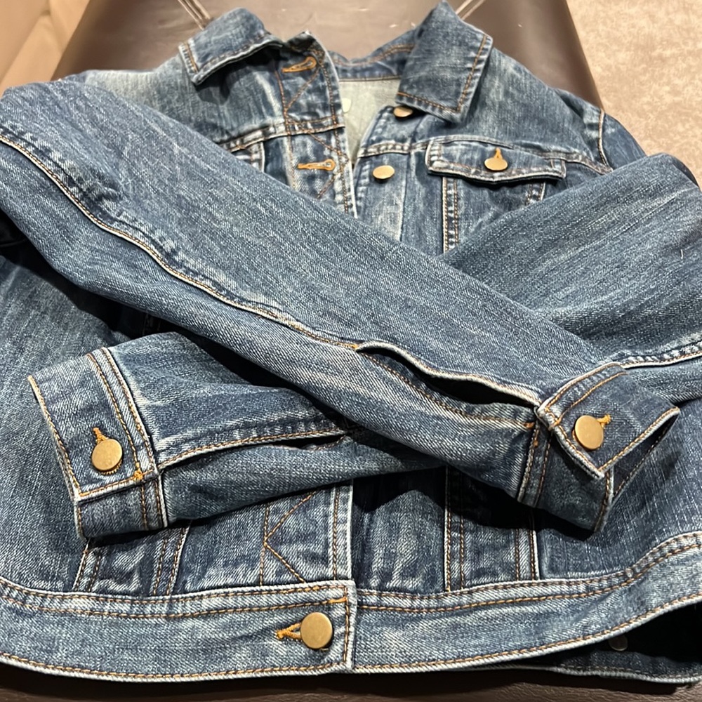 Medium Jean jacket - Picture 5 of 8